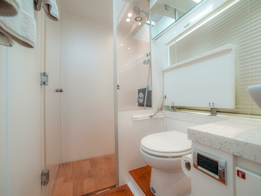 YOLO 50ft Fairline Yacht For Sale