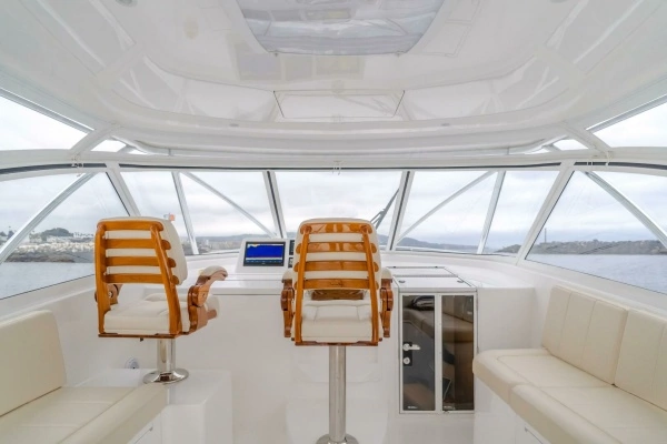2022 Viking 38