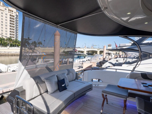 2023 Riviera 60