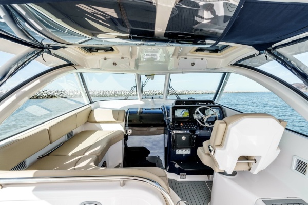 TAG TEAM 38ft Pursuit Yacht For Sale