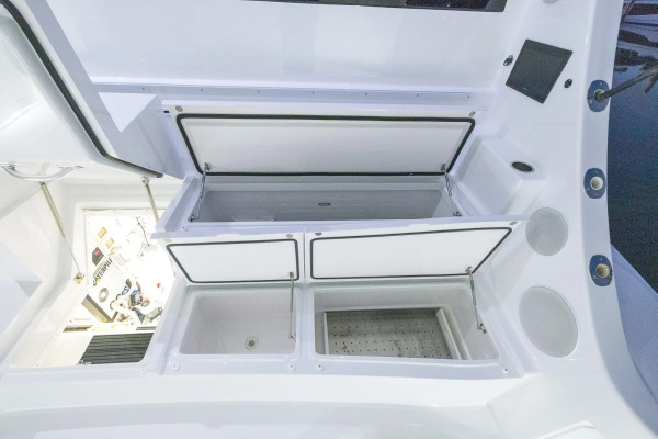 70ft Hatteras Yacht For Sale