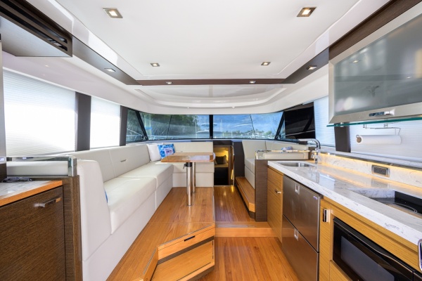 Daybreak 44ft Tiara Yachts Yacht For Sale