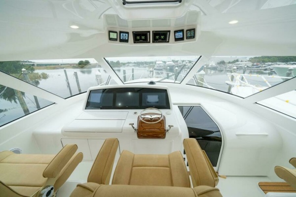 Viking 54 Sport Coupe - Command Deck