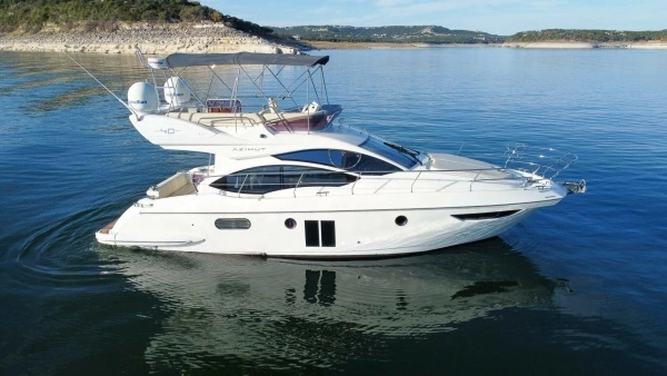 40-ft-Azimut-2013-40 Flybridge-Lake Travis Texas United States yacht for sale