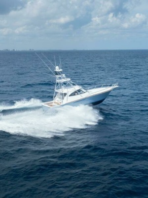 Viking 54 Sport Tower - Exterior Running Shot