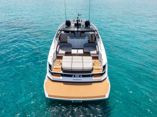 Fin 55ft Sunseeker Yacht For Sale