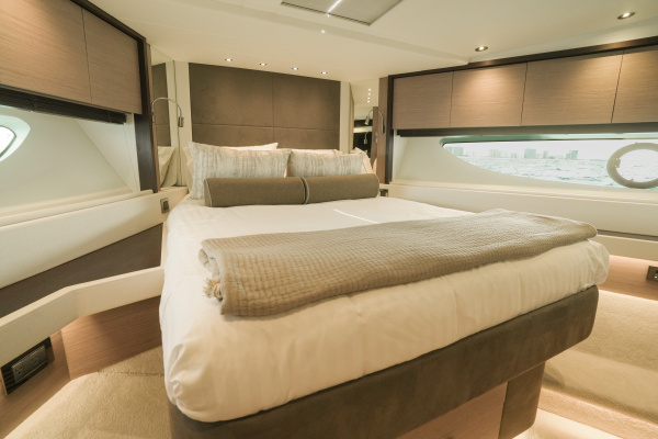 Romanee 76ft Sunseeker Yacht For Sale