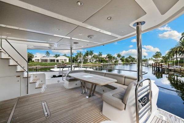 JUST ONE MORE 95ft Sunseeker Yacht For Sale