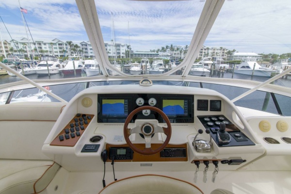 IMMERSED 52ft Silverton Yacht For Sale