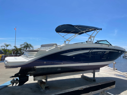 AGUANILE 27ft Sea Ray Yacht For Sale