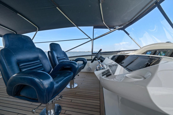 VANGUARD 82ft Sunseeker Yacht For Sale