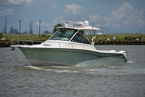 2016 Grady-White 33
