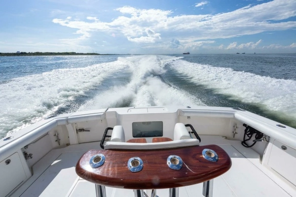 2012 Cabo 40