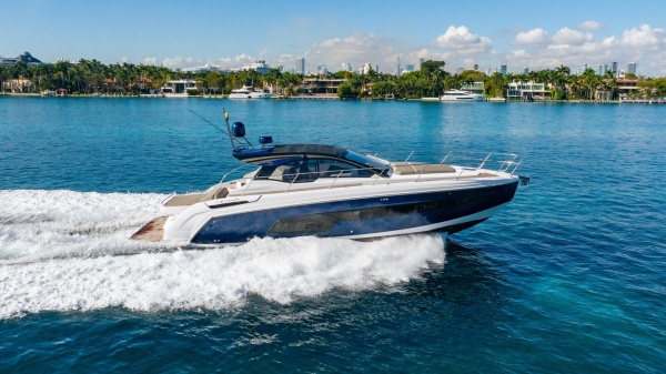 Relax Josephine 45ft Azimut Yacht For Sale