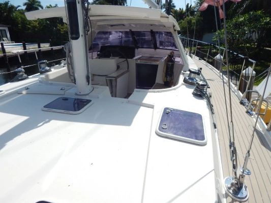 Amel 55 Yacht For Sale