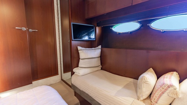 Harbor Story 64ft Princess Yacht For Sale