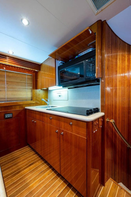 60ft Hatteras Yacht For Sale