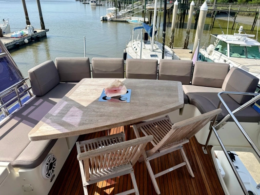 2017 Prestige 56