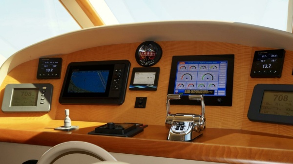 Kathleen 74ft Lazzara Yachts Yacht For Sale