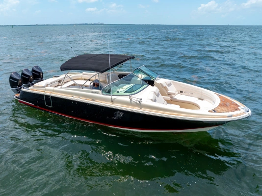 2023 Chris-Craft 35