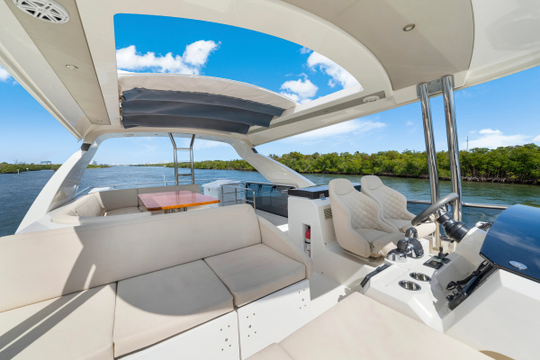 60ft Absolute Yacht For Sale
