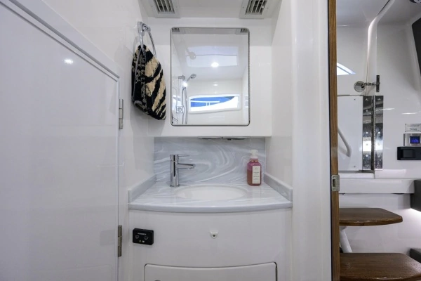 Valhalla Boatworks V46 Yacht For Sale