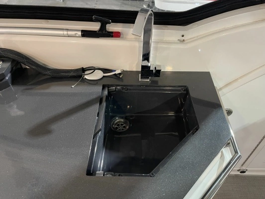 Formula 380 Super Sport Crossover I/O Yacht For Sale