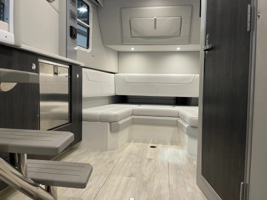 Formula 380 Super Sport Crossover I/O Yacht For Sale
