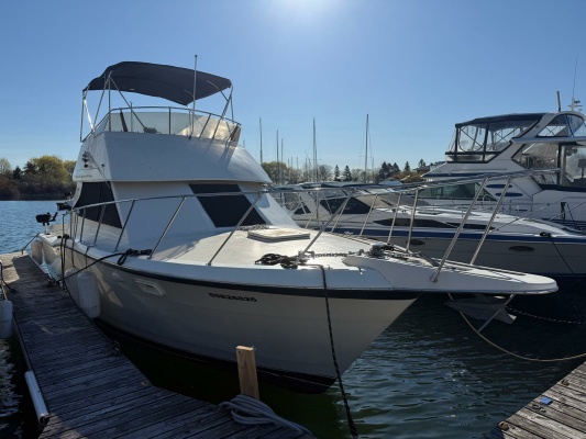 36ft Hatteras Yacht For Sale