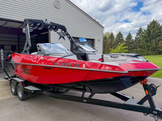 22ft Axis Yacht For Sale