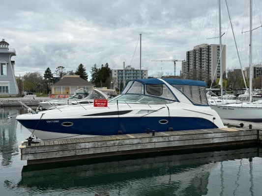 32ft Bayliner Yacht For Sale