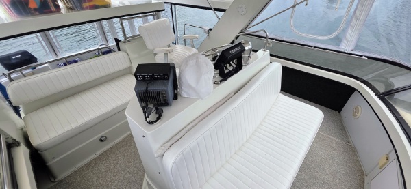 42ft Carver Yacht For Sale