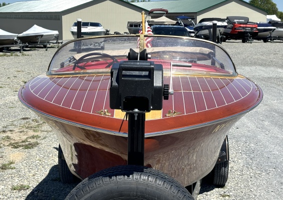 19ft Chris Craft Yacht For Sale