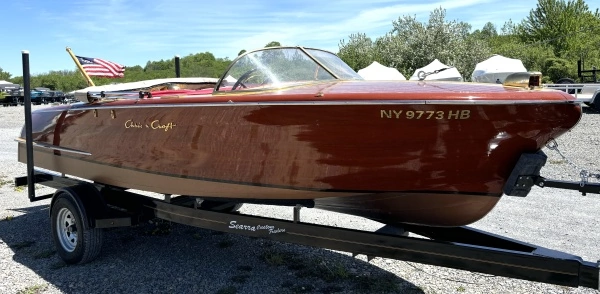 19-ft-Chris-Craft-1956-Capri- Clayton New York United States  yacht for sale