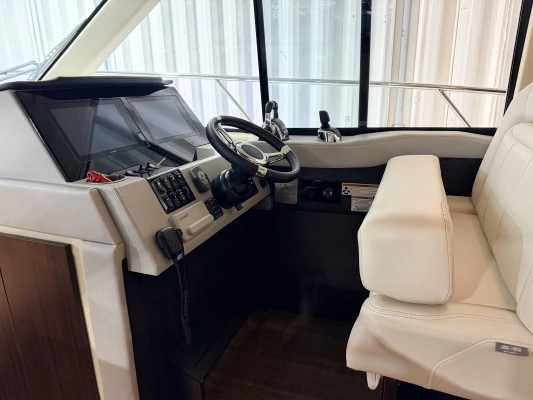 Regal 42 Grande Coupe Yacht For Sale
