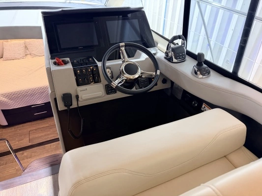 Regal 42 Grande Coupe Yacht For Sale