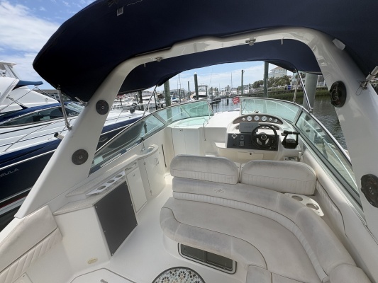 32ft Monterey Yacht For Sale
