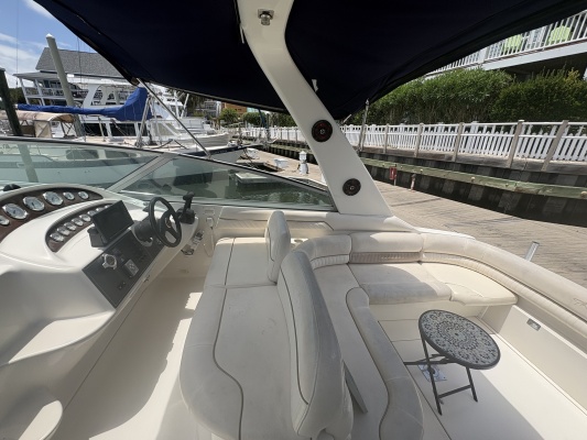 32ft Monterey Yacht For Sale