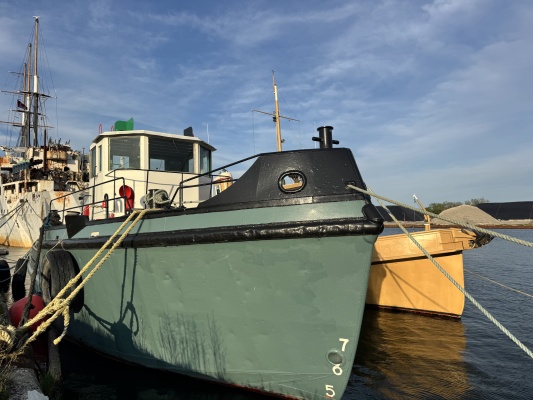 62ft Custom Yacht For Sale