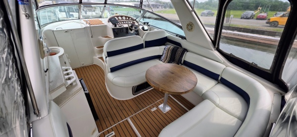 33ft Monterey Yacht For Sale