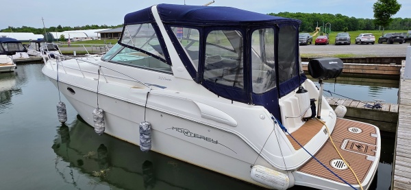 33ft Monterey Yacht For Sale