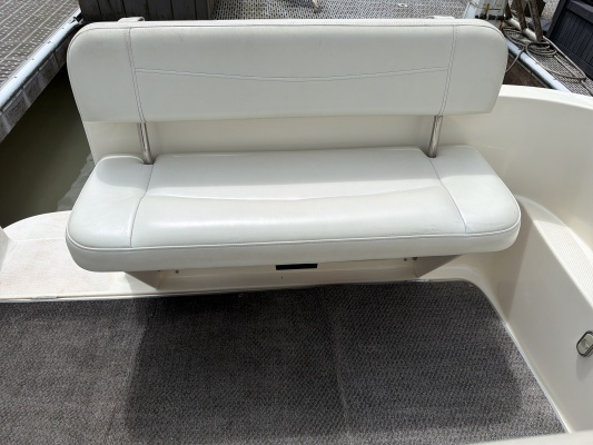 24ft Bayliner Yacht For Sale