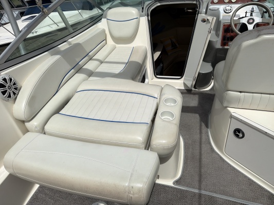 24ft Bayliner Yacht For Sale