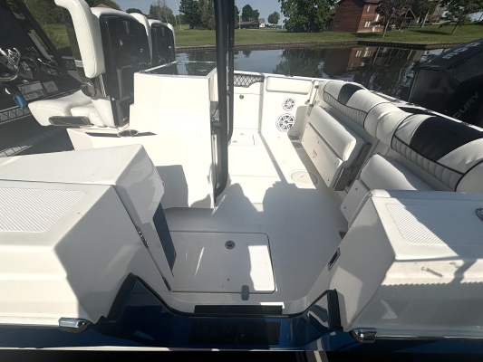 30ft Wellcraft Yacht For Sale