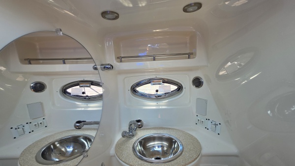 27ft Chaparral Yacht For Sale