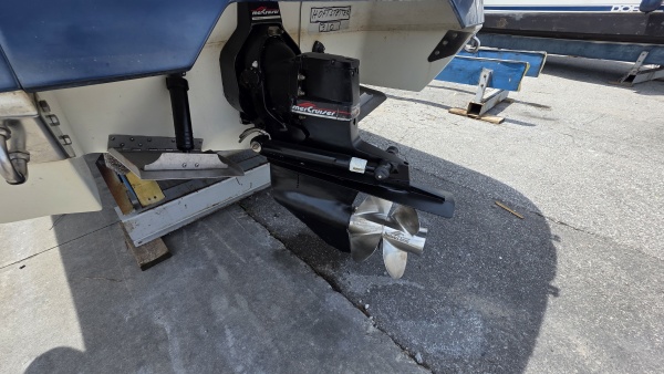 25ft Cobalt Yacht For Sale