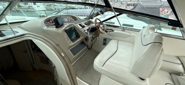 40ft Bayliner Yacht For Sale