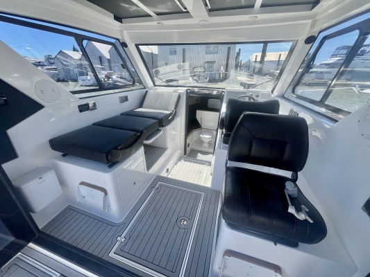 27ft Bracewell Yacht For Sale