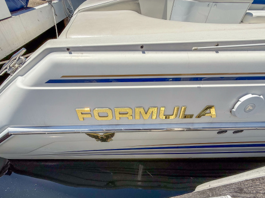 28ft Formula Yacht For Sale
