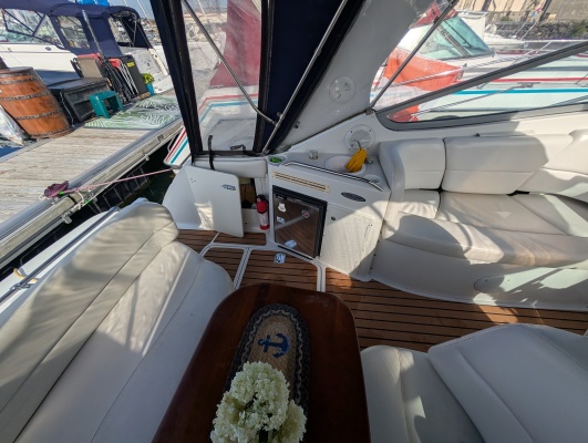 29ft Four Winns Yacht For Sale